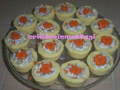 patates çanağında garnitür