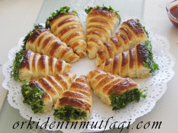 Peynirli milföy külah